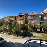 Gazi's For Rent Apartman Golem