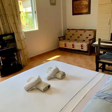 Gazi's For Rent Apartman Golem