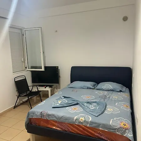 Gazi's For Rent