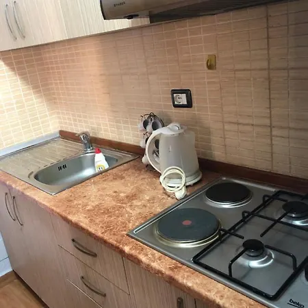 Gazi's For Rent Daire *