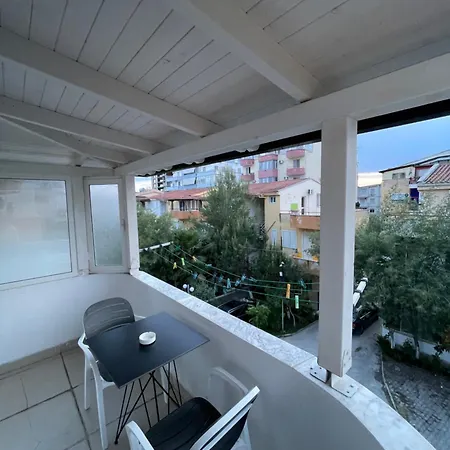 Daire Gazi's For Rent Golem (Tirana)