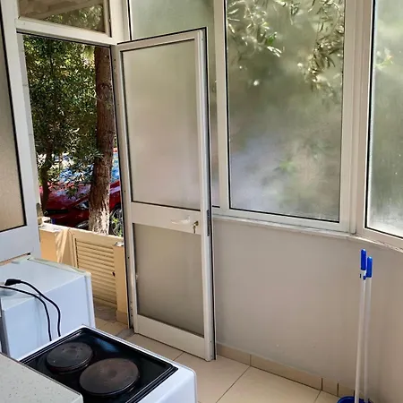 Gazi's For Rent Appartement *