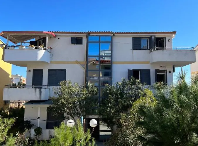 Gazi's For Rent * Golem (Tirana)